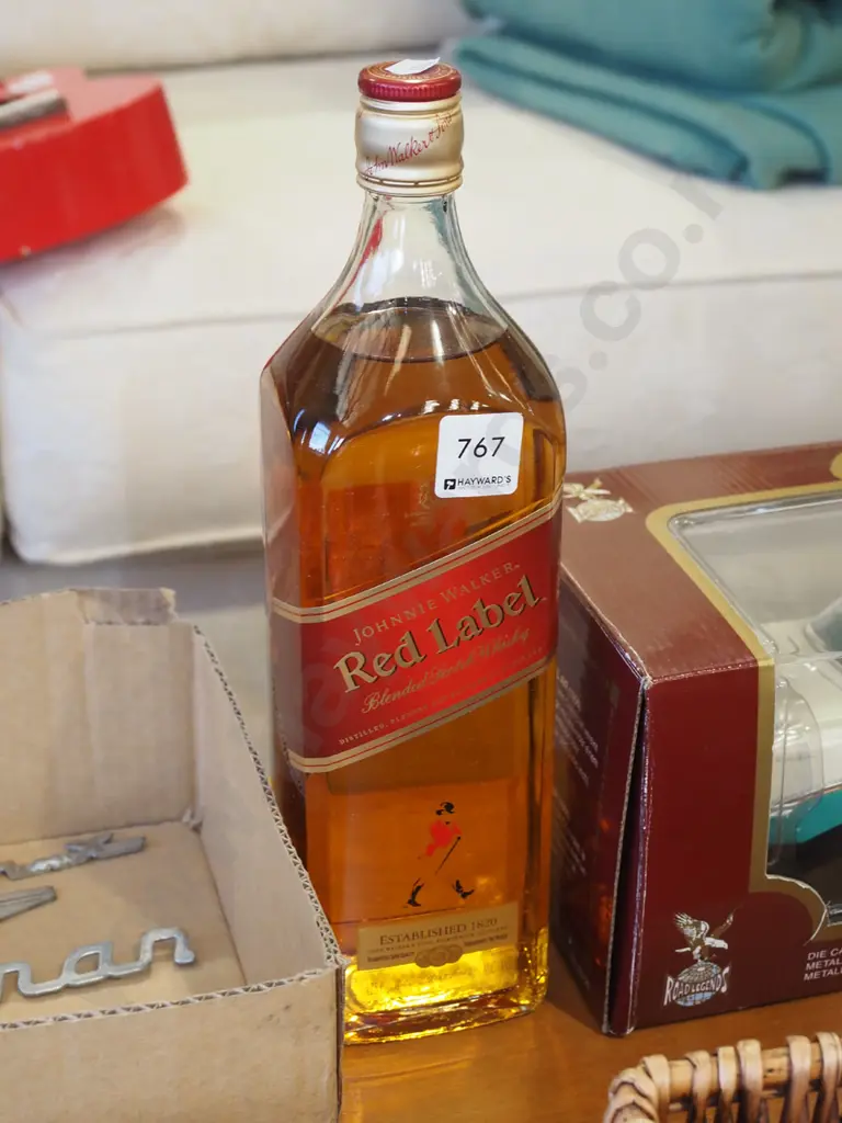 1125ml of Johnny Walker red label whisky Image 1++