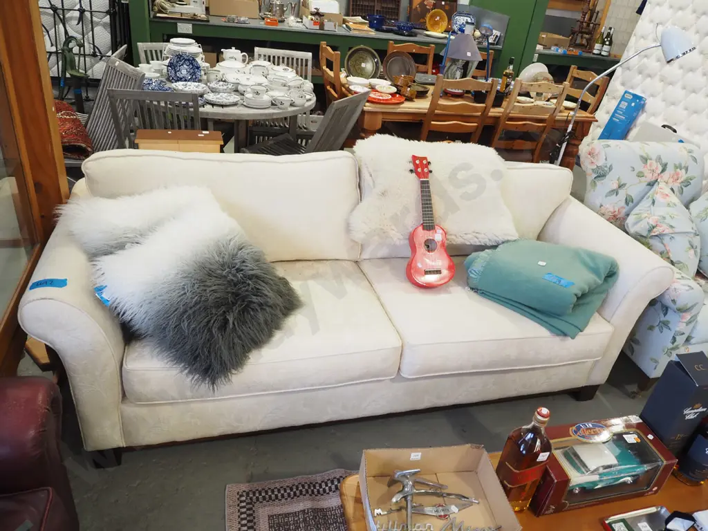 cream upholstery floral rolled arm 3 seater settee Image 1++