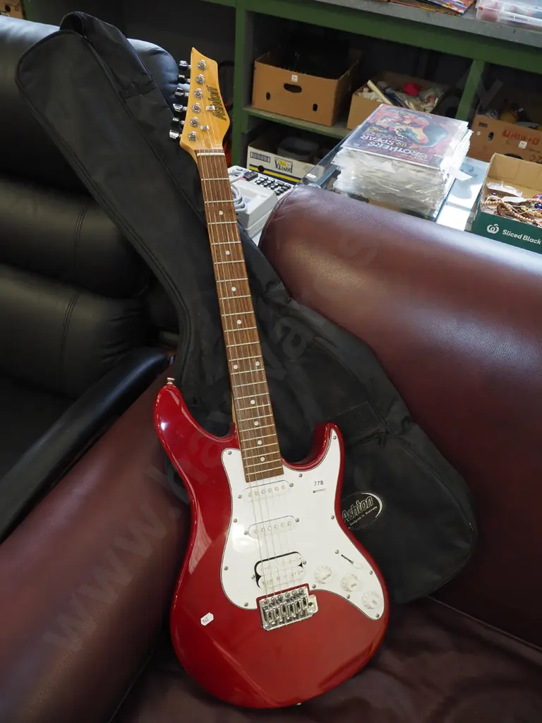 Ashton electric guitar and soft carry case Image 1++