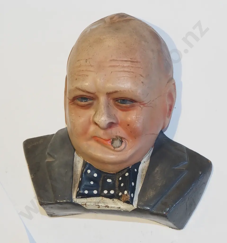 composite Winston Churchill wall hanging, (cracks & damage) Image 1++