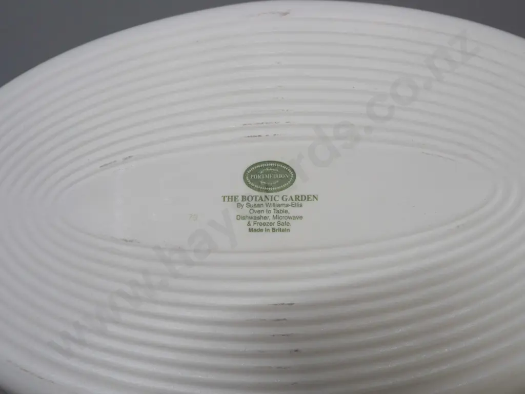 2 pieces Portmeirion Botanic Garden - oval segmented dish and round casserole H-90 D-200 Image 1++
