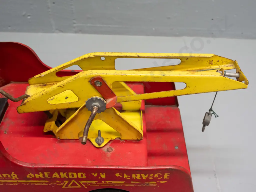 vintage Triang tin toy breakdown truck with moving towing arm and pulley - marked Triang Breakdown Service - overall age Image 1++