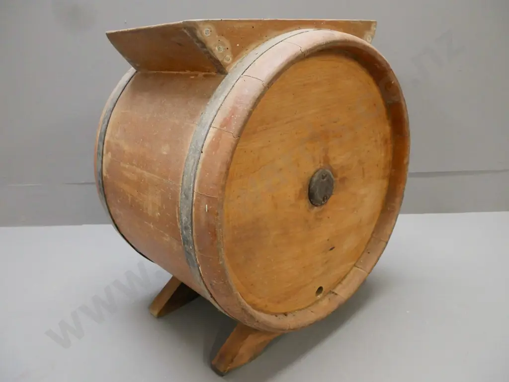 vintage "Ideal No 2 Henderson & Pollard Ltd Auckland" kahikatea butter churn H-430 W-390 [sporadic borer, crack to one Image 1++