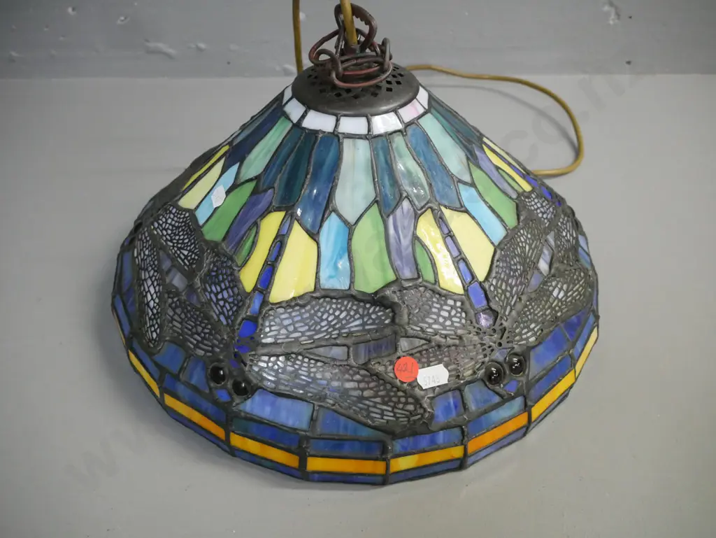 Tiffany style hanging leadlight lamp shade w/ dragonfly decoration H-200 D-360 Image 1++
