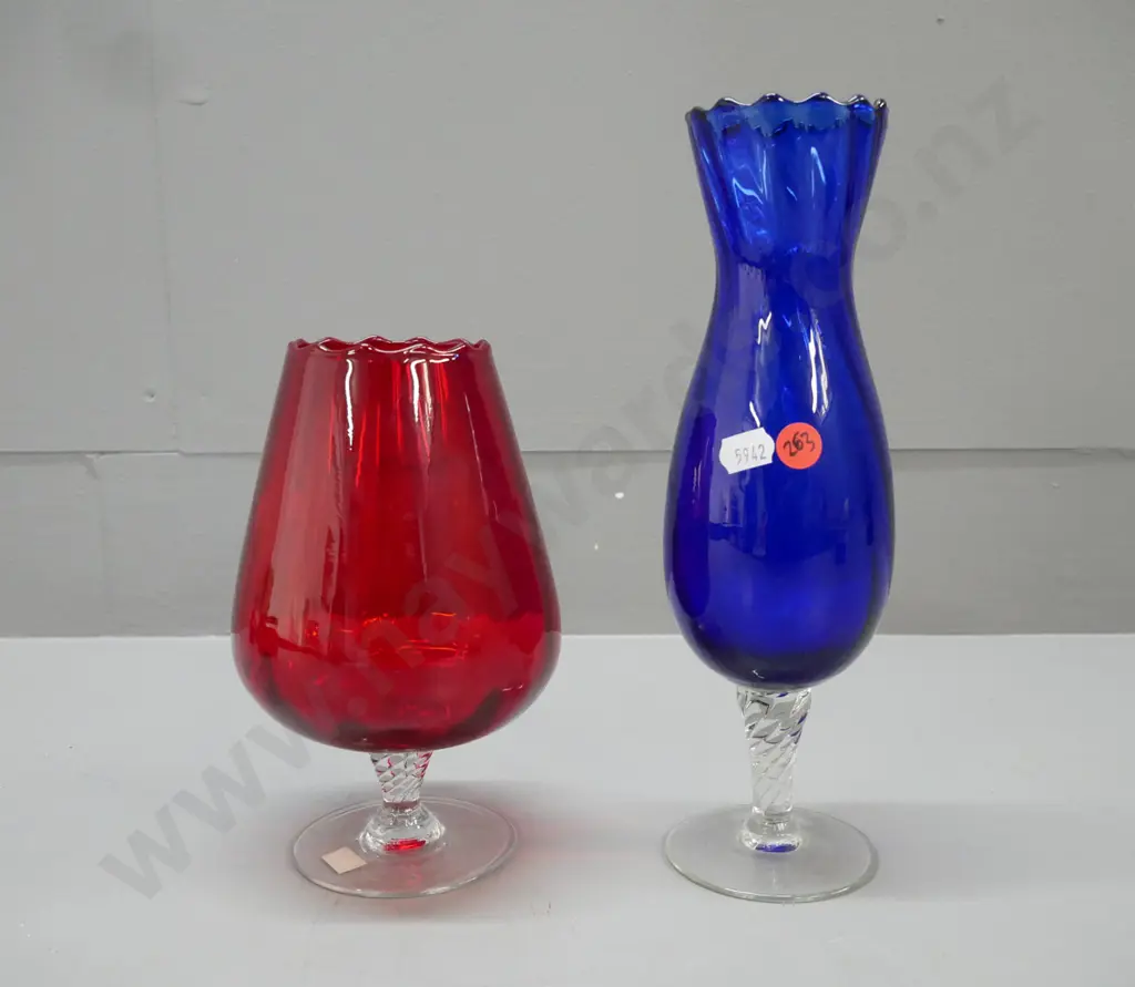 2x vintage scalloped rim art glass vase w/ twisted glass stems, cobalt blue & ruby red. Larger H-250 Image 1++