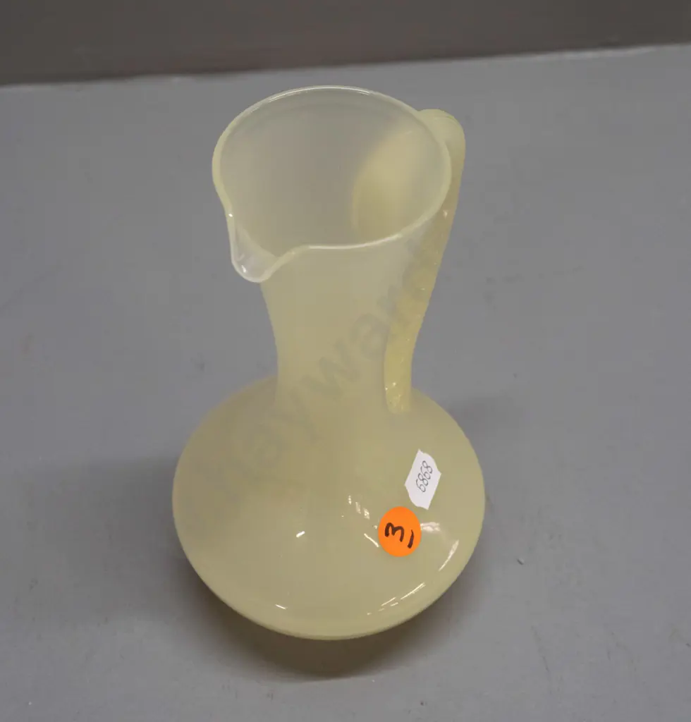 small uranium / vaseline glass ewer-shaped jug vase with twist handle H-165 Image 1++