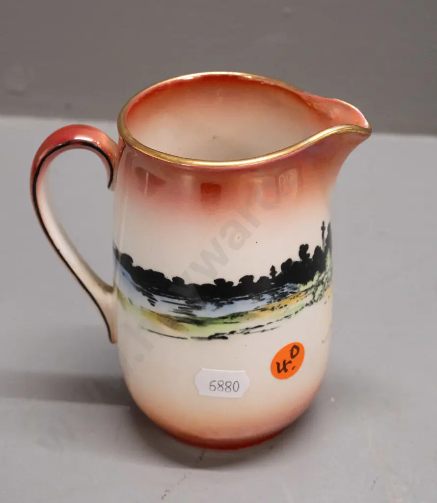 Grimwades Maori Ware lustre jug - "Maori Kitchen" pattern - minor wear to gilt at top rim H-120 Image 1++