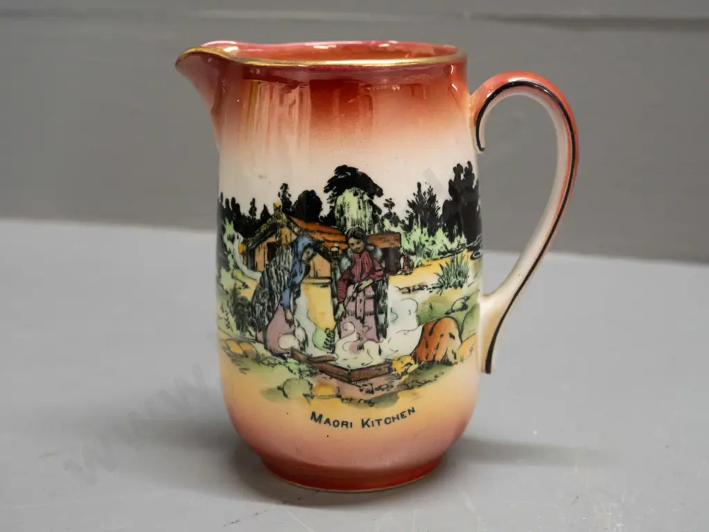 Grimwades Maori Ware lustre jug - "Maori Kitchen" pattern - minor wear to gilt at top rim H-120 Image 1++