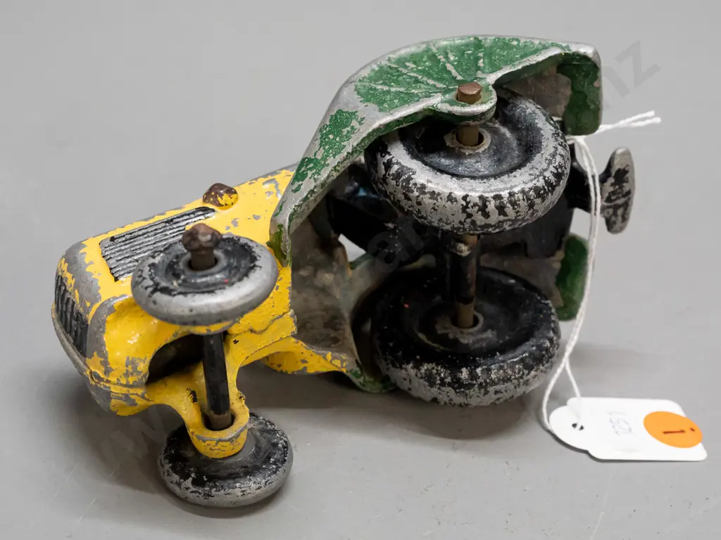 vintage Fun Ho cast alloy tractor with hollow metal wheels, marked Oliver on mudguards, faint Fun Ho mark and number Image 1++