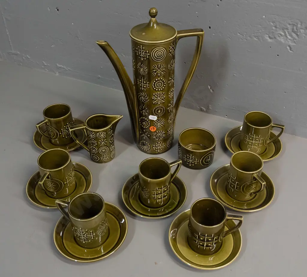 Portmeirion Totem green glaze coffee set - 7 cups & saucers, cream, sugar and tall coffee pot H-340 Image 1++