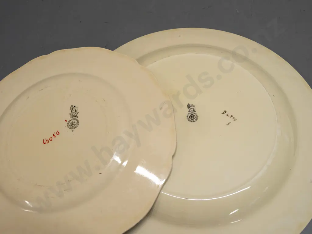 3 cabinet plates - Maling lustre thumbprint D-280 and 2 Doulton - Poppies and one other. All have some wear / scratching Image 1++