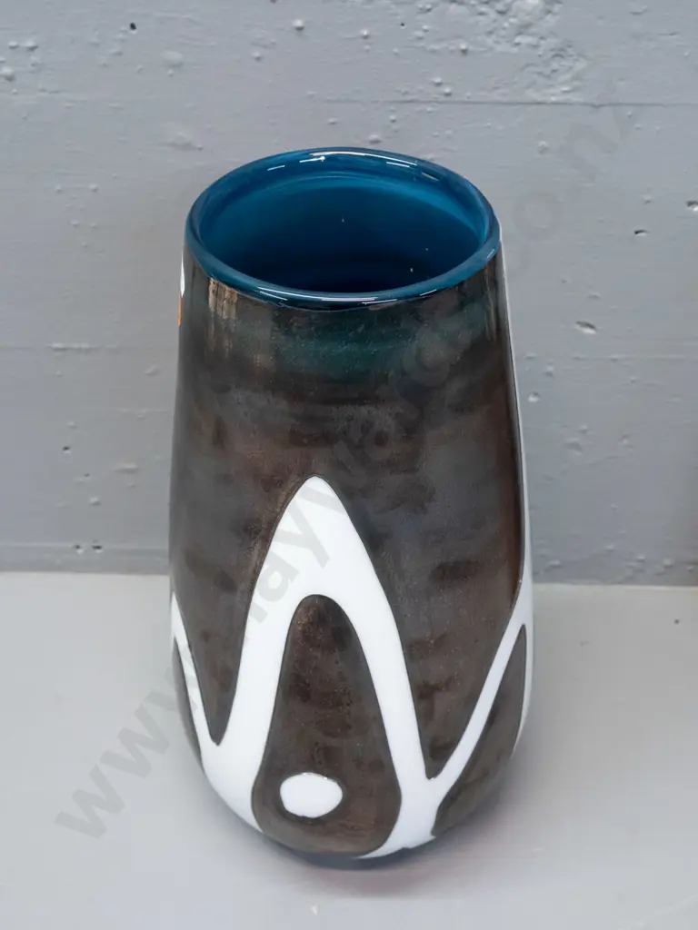 large art glass vase - blue and white glass with metallic lustre effect - no maker's mark H-330 Image 1++