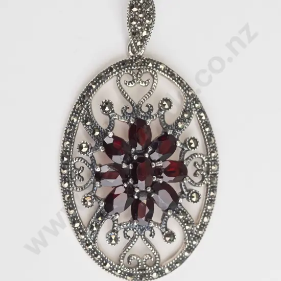 large sterling silver garnet and marcasite pendant 10gms