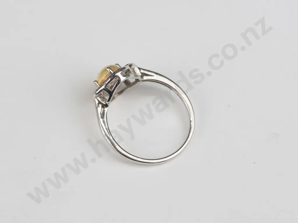 sterling silver opal and garnet ring 2gms size P/Q Image 1++