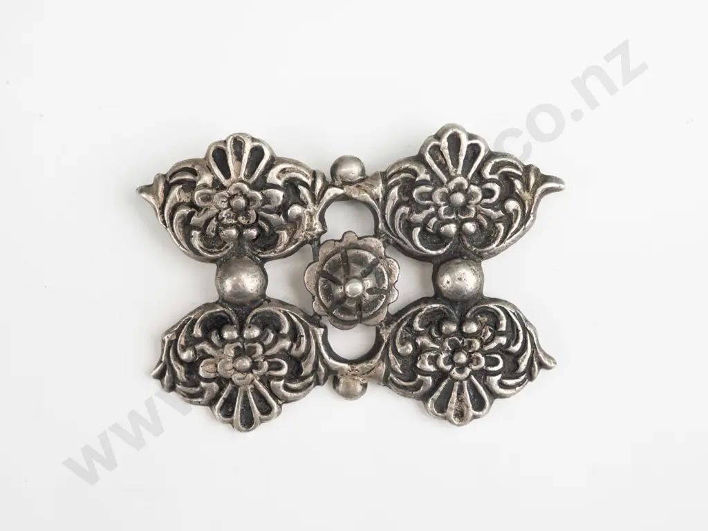 sterling silver brooch 36gms Image 1++
