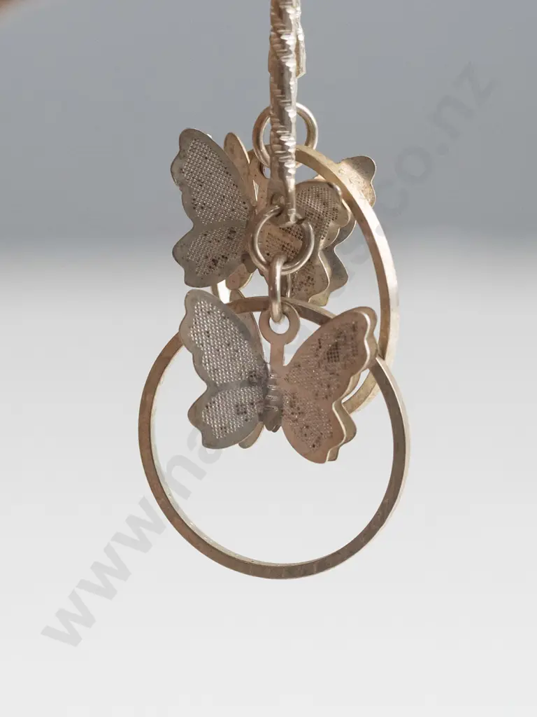 silver earrings with butterflies stamped 925 Image 1++