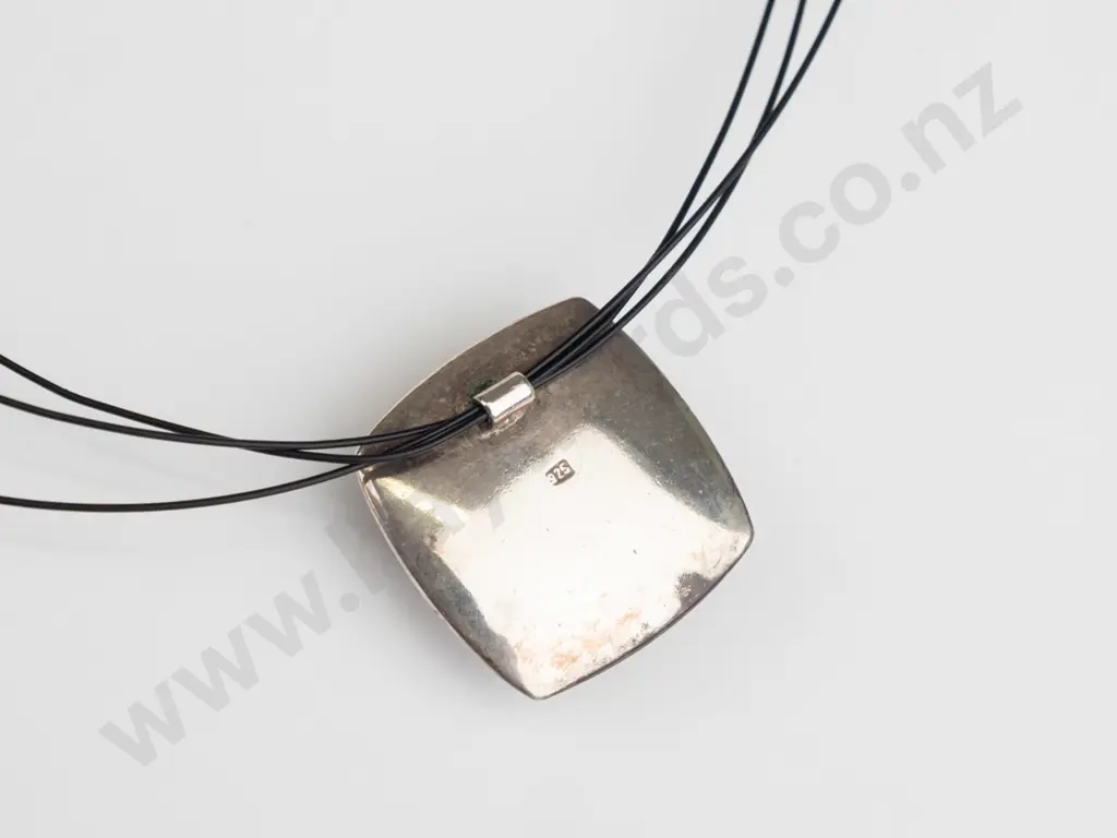 silver necklace stamped 925 Image 1++