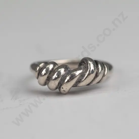 silver ring stamped stg size M