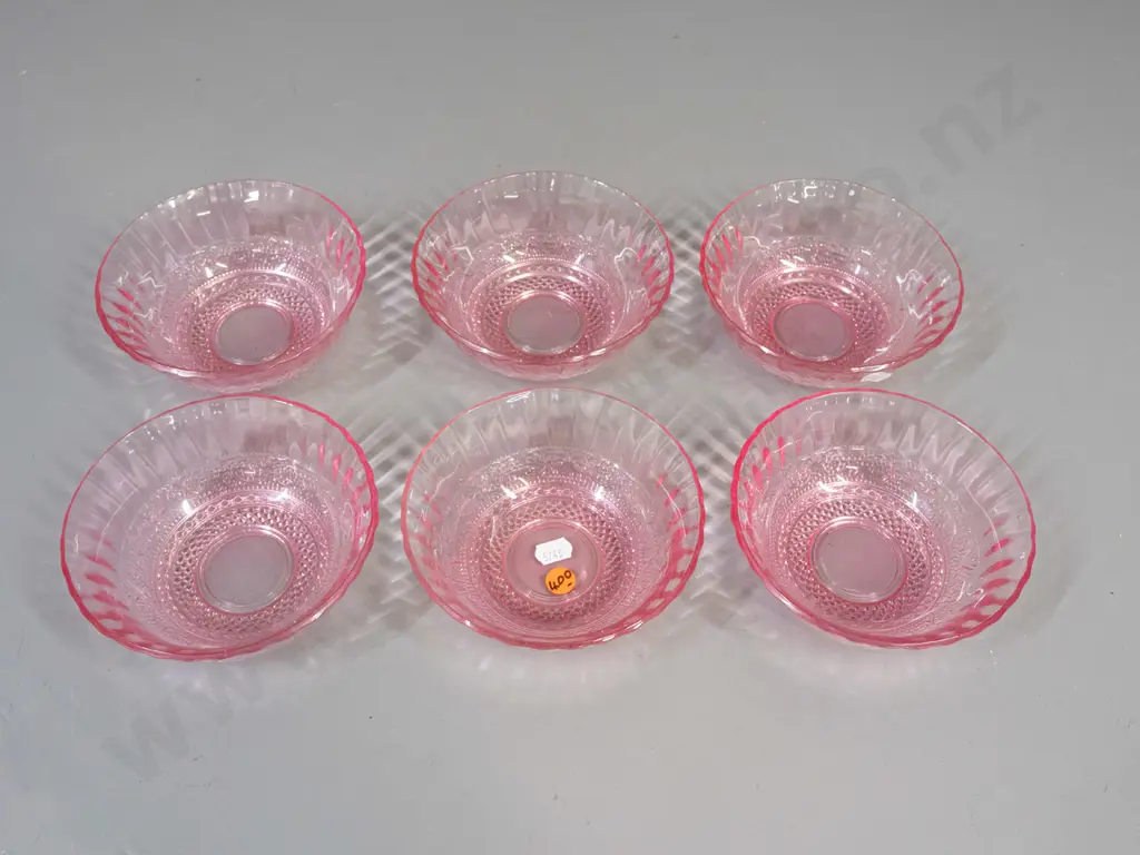 set of 6 pink moulded depression glass bowls / sweet dishes H-50 D-135 Image 1++