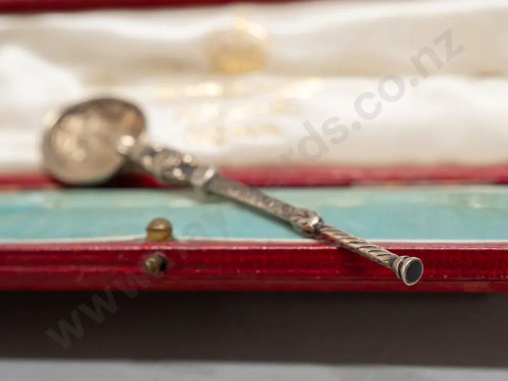 ornate spoon in fitted case marked Elkington & Co London - spoon with etched celtic & other motifs, hallmarked, with Image 1++