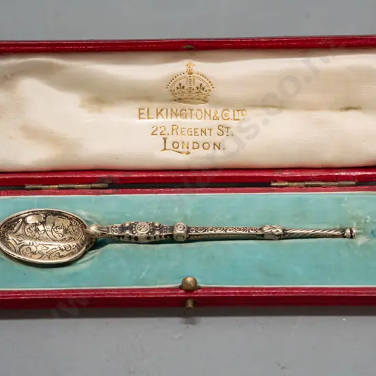 ornate spoon in fitted case marked Elkington & Co London - spoon with etched celtic & other motifs, hallmarked, with