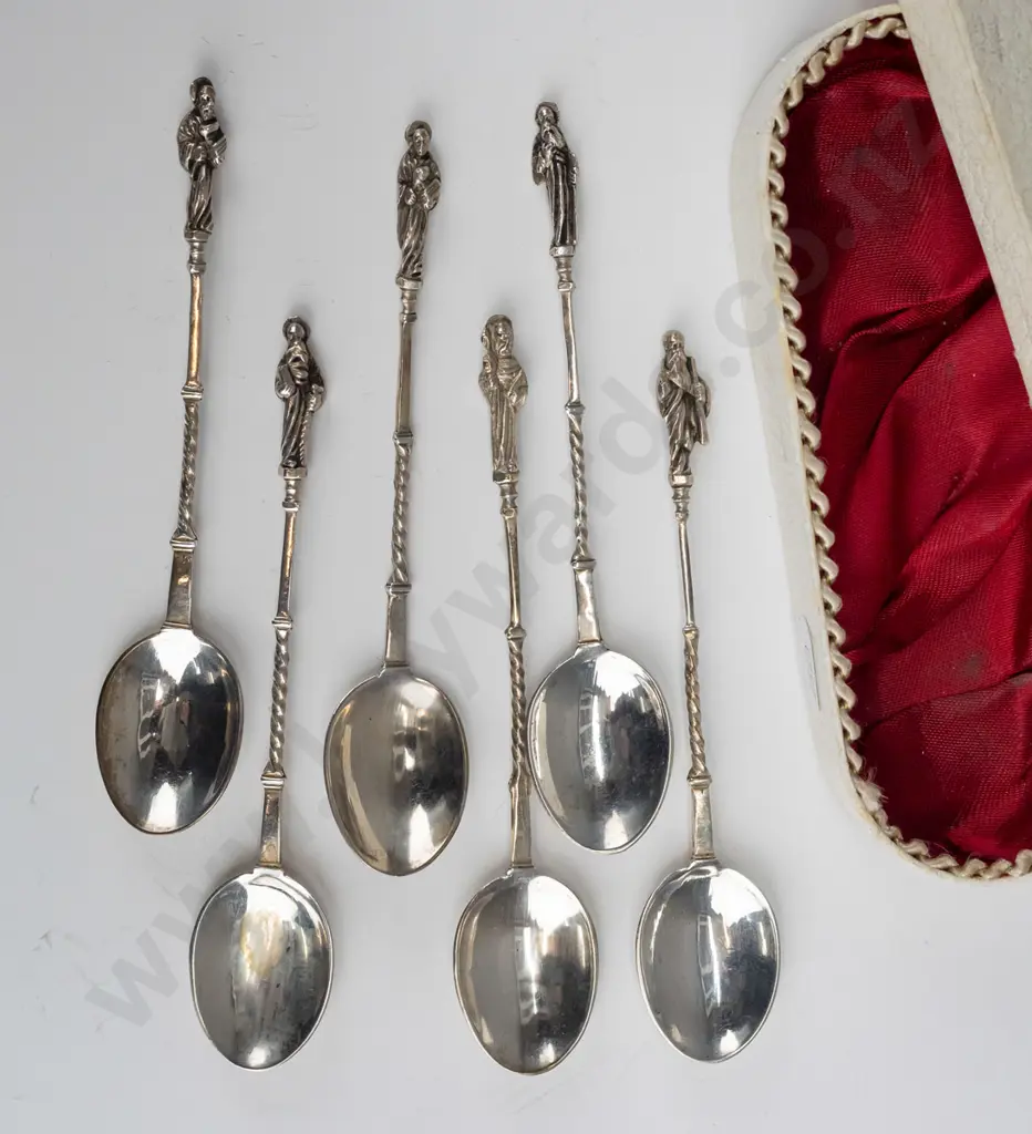 6 silver apostle spoons, each marked '925' - with small lined cardboard box. Spoons L-130 Image 1++