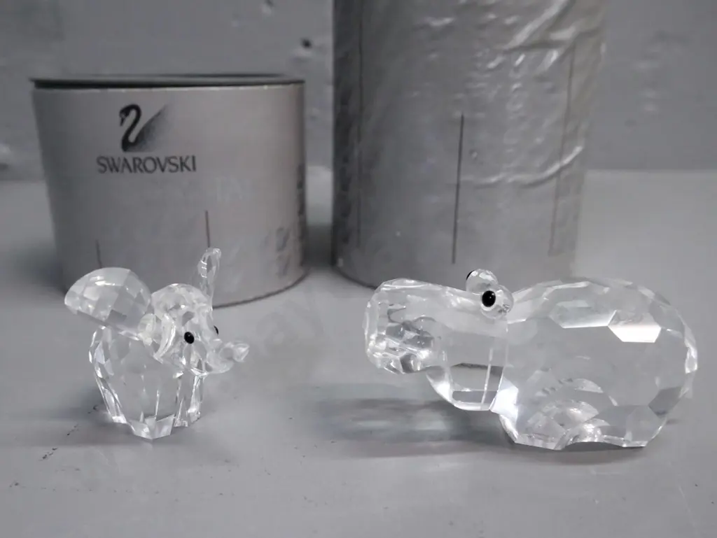 Swarovski 2x miniature figurines: hippo & elephant w/ original packaging. Elephant H-35 Image 1++