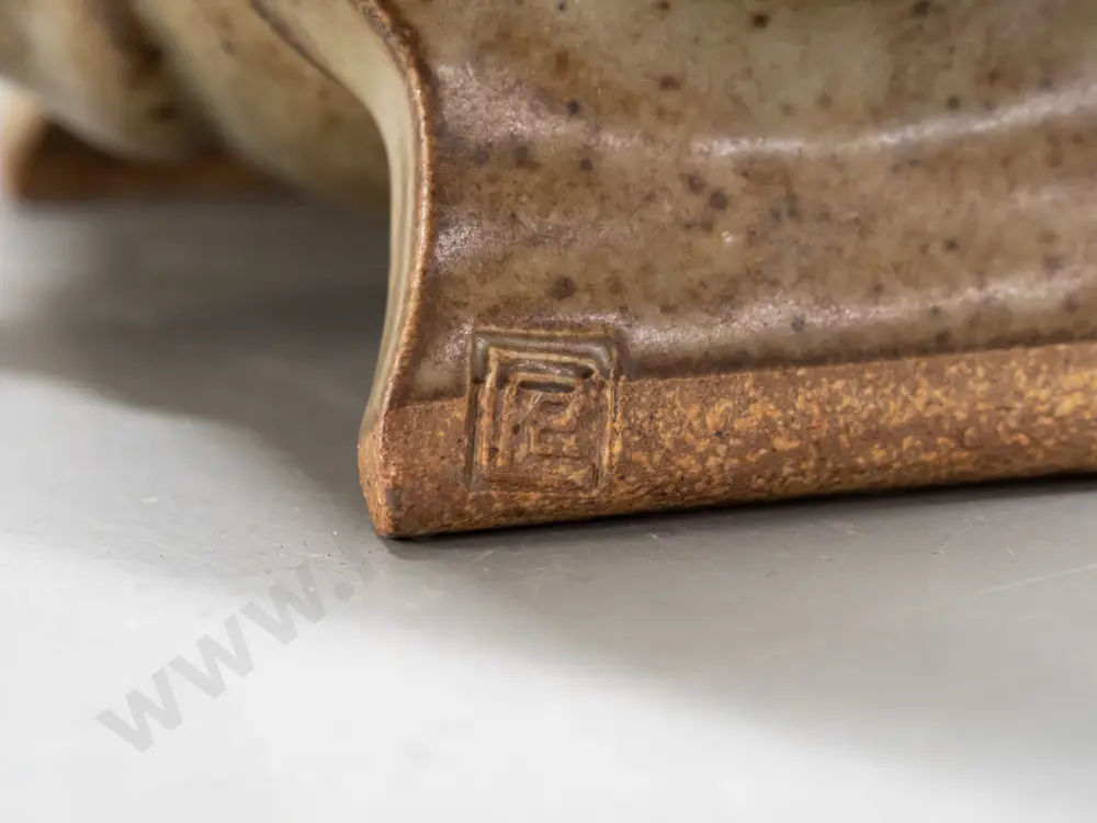 Christopher Clouston New Zealand studio pottery freestanding moon flask with wood spigot, rope handle, Image 1++