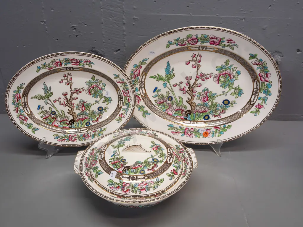 3 vintage pieces of hand painted Meakin Bengal Tree with gilt rims - lidded dish & 2 oval ashetts, larger is L-370 Image 1++