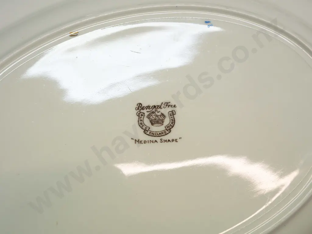 3 vintage pieces of hand painted Meakin Bengal Tree with gilt rims - lidded dish & 2 oval ashetts, larger is L-370 Image 1++