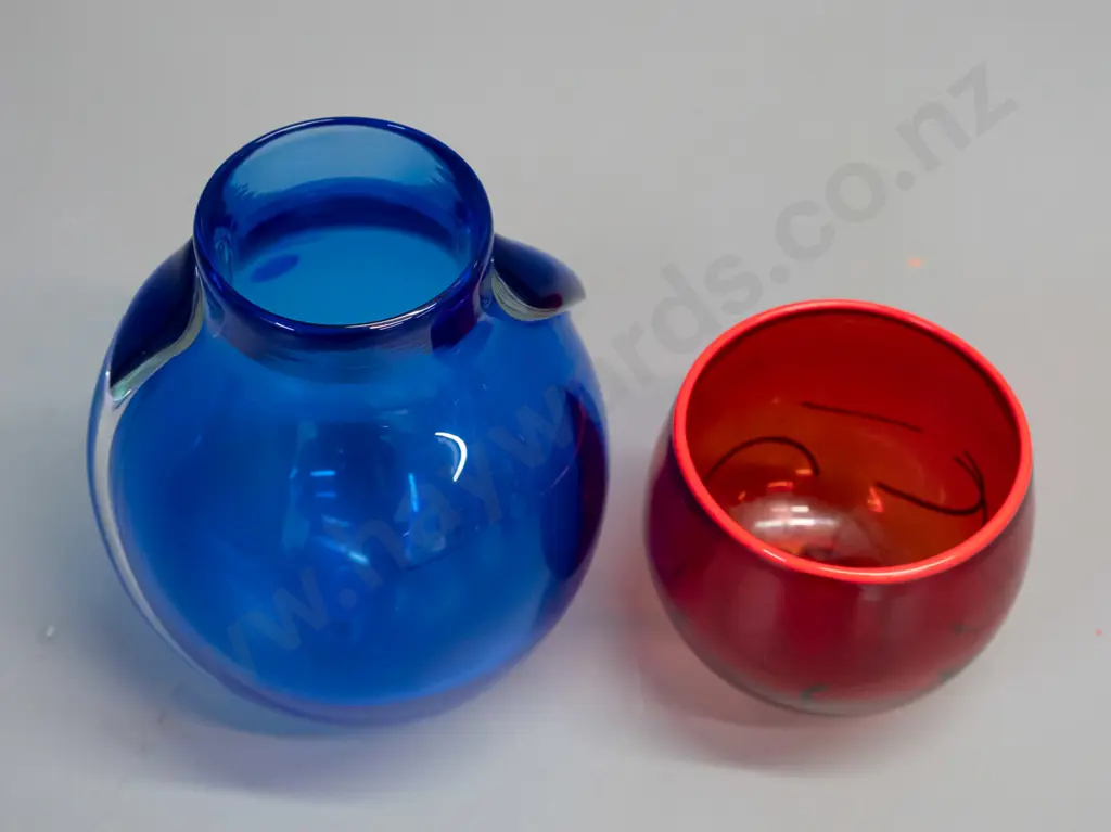 2 pieces of art glass with unknown maker's marks - blue vase with clear applied swirls H-160 and a small red and orange Image 1++