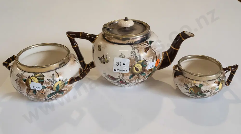 3x Royal Doulton 'Pomegranate': teapot, sugar bowl, creamer. Teapot H-120 [small chip to teapot spout] Image 1++