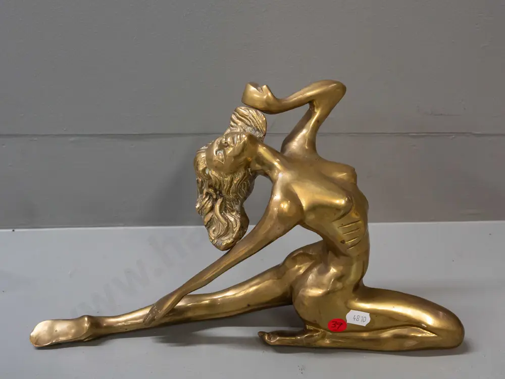 art deco style brass figure H-190 L-320 Image 1++