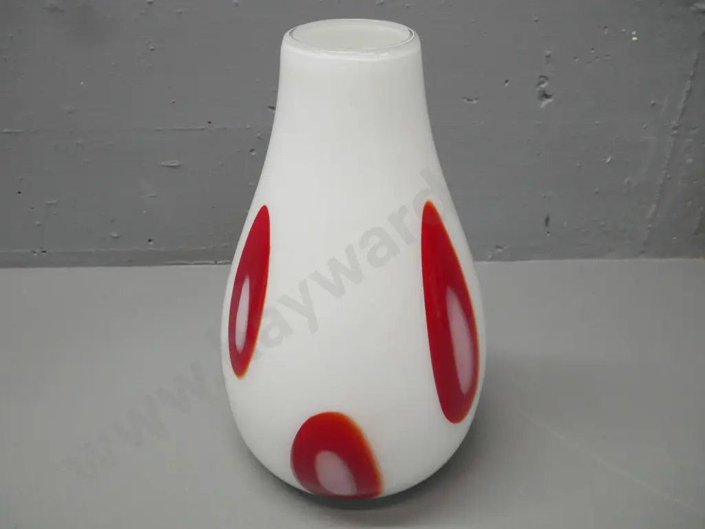 art glass vase white w/ red oblong decorations H-300 D-180 [minor scratching] Image 1++