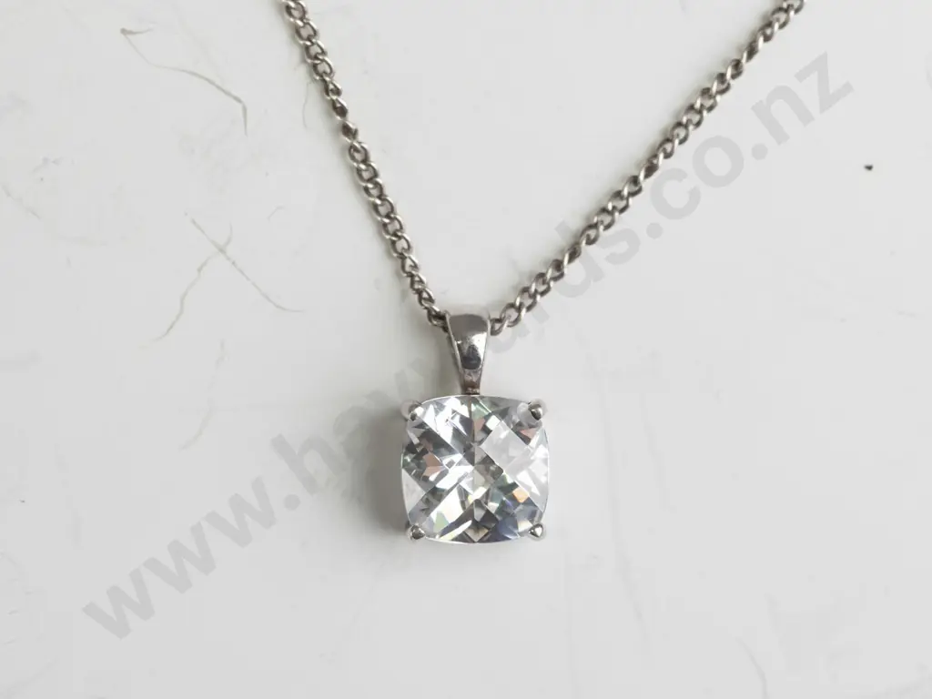 silver cz necklace stamped 925 Image 1++