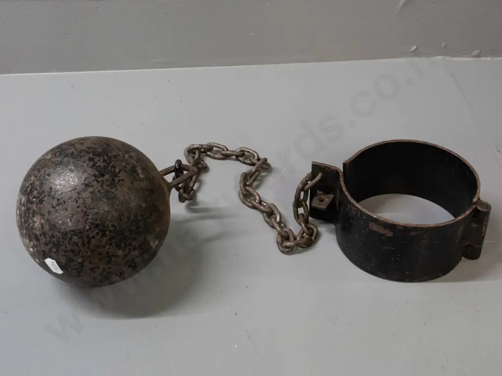 vintage iron ball and chain with hinged shackle - ball D-120 Image 1++