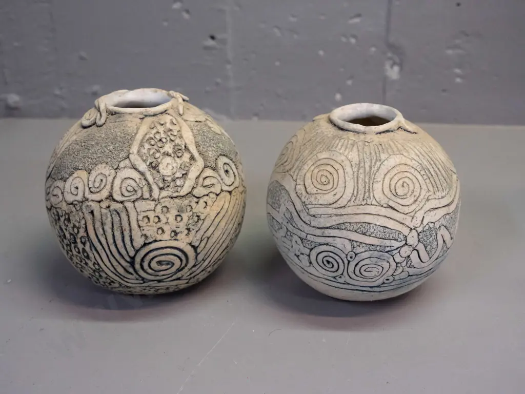 2 studio pottery spherical vases by Henrietta Hume - Plimmerton Wellington, with inscribed cards H-120 D-110 Image 1++