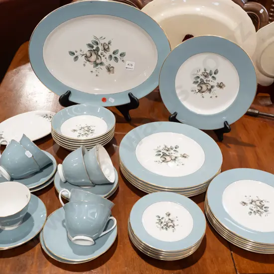 Royal Doulton "Rose Elegans" dinnerware - 6 place setting with oval ashett, 7 cups & saucers etc - ashett L-400