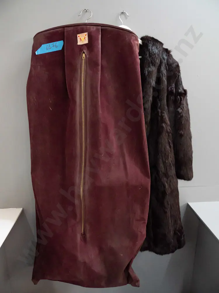vintage full length brown fur coat & hanger bag with Pattison Ede label - note smell of mothballs Image 1++