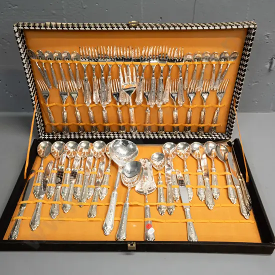 LBL plated cutlery set in fabric covered box - wear & missing plating on spoons, some rough edges to casting