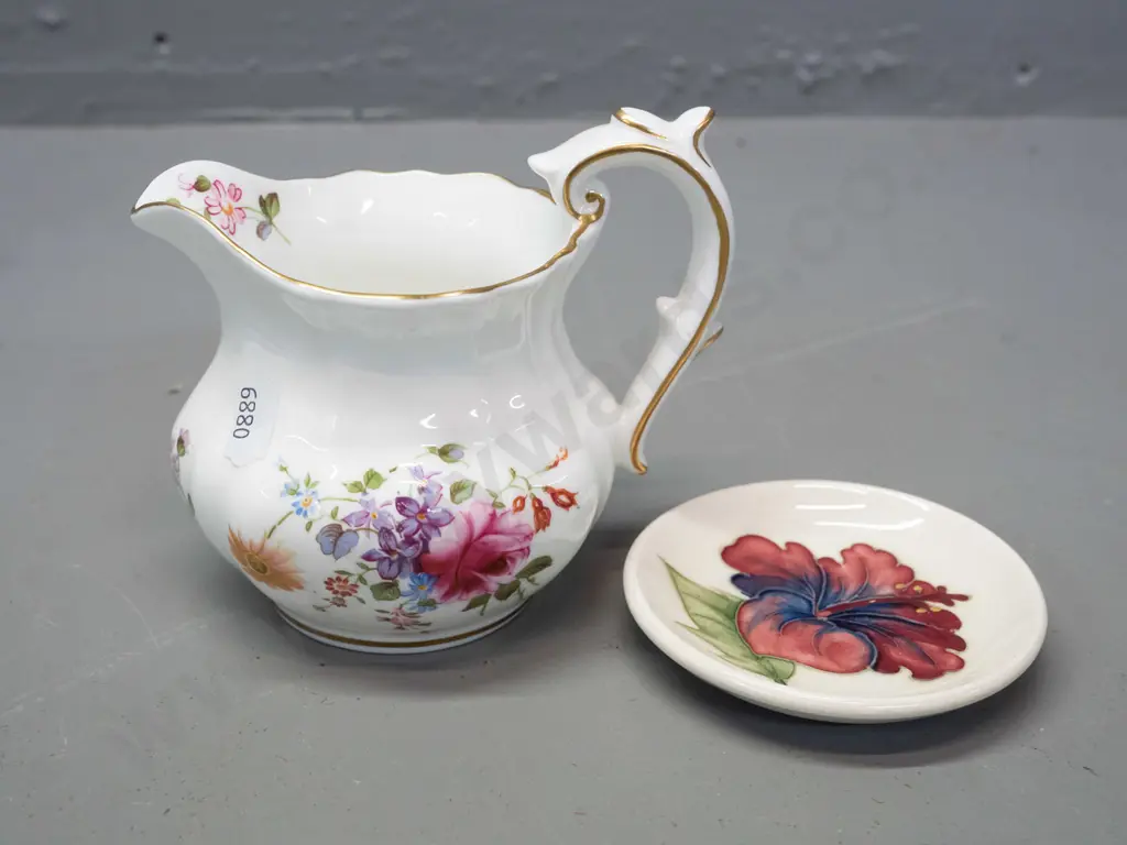 Moorcroft pin dish - some crazing - and a Royal Crown Derby posies jug with gilt decoration H-100 Image 1++