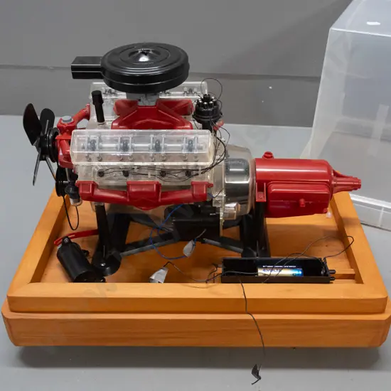 plastic model of V8 automotive engine on rimu base with plastic lid - marked Renwal Blueprint Models No. 802 - moving