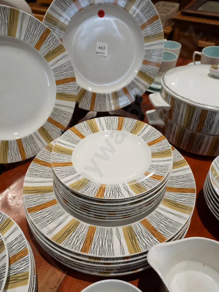 retro Midwinter "Sienna" orange and brown table ware - 2 plates with chips, 1 with repair, some minor scratching and Image 1++