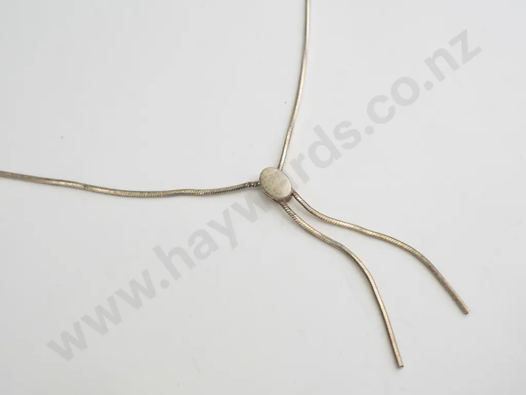 silver necklace stamped 925 on clasp Image 1++