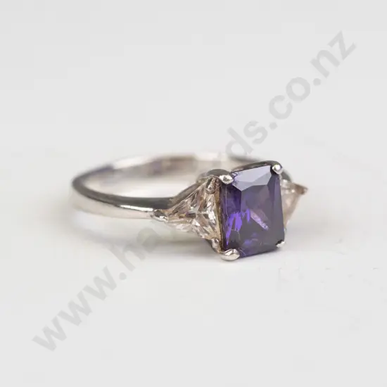 silver amlethyst & cz ring stamped 925 size N