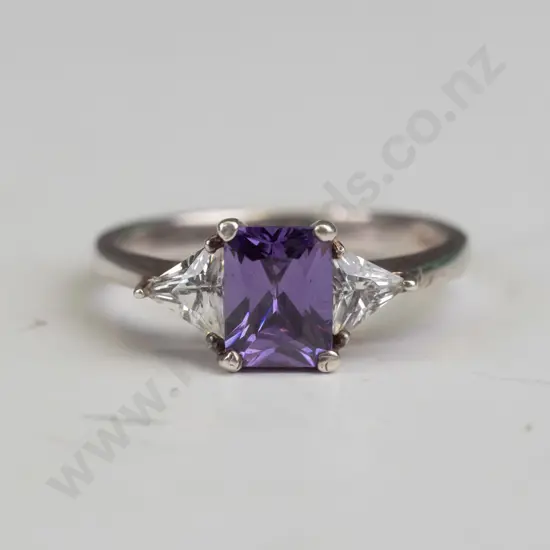 amethyst & cz dress ring stamped 925 size T