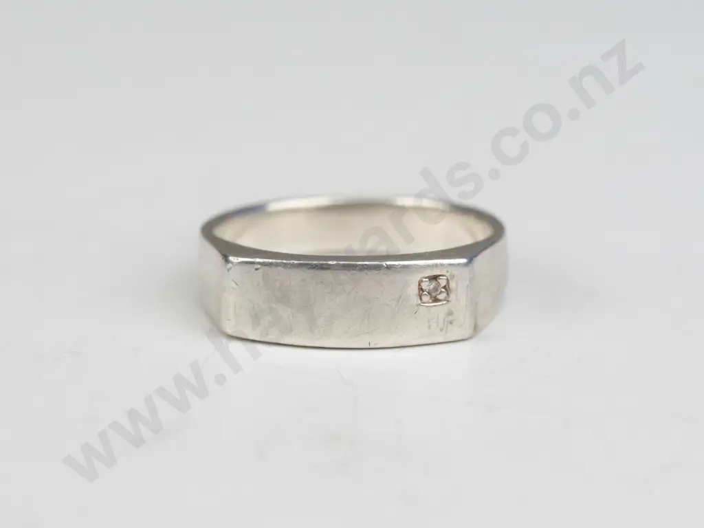 silver ring with small cz stone stamped 925 size T/U Image 1++
