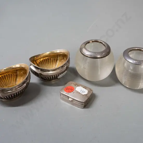 2 sterling silver open salts (no glass liners) and 2 ribbed glass match/vesta strikers with sterling silver rims and a