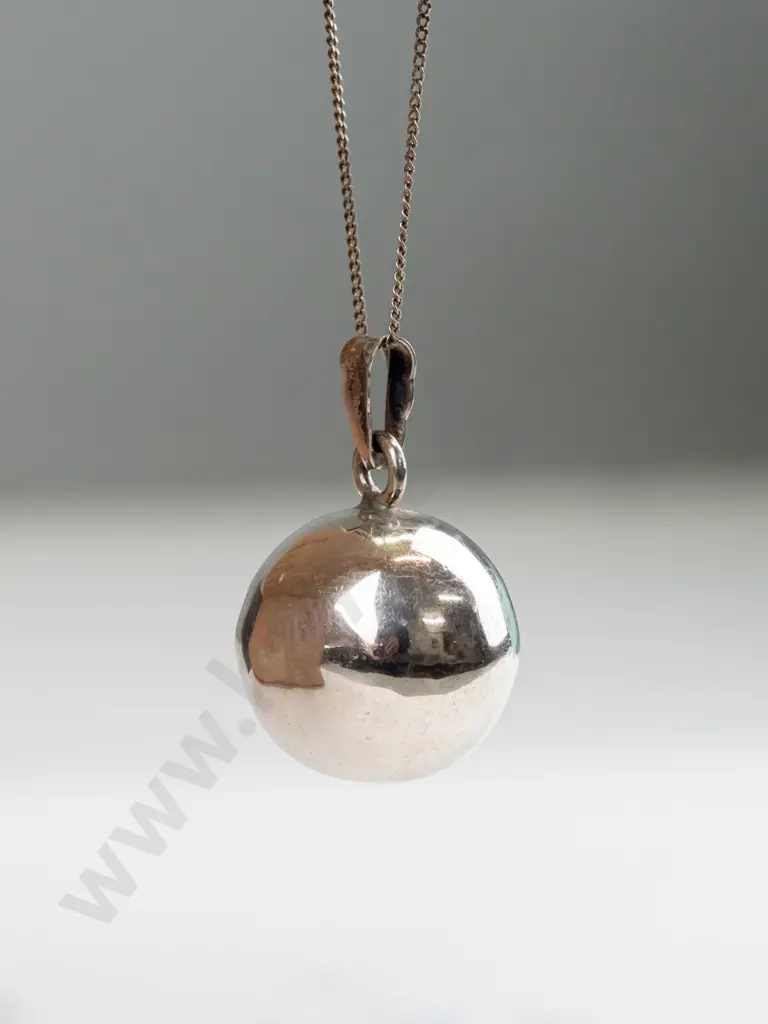 silver ball necklace chain stamped 925 Image 1++