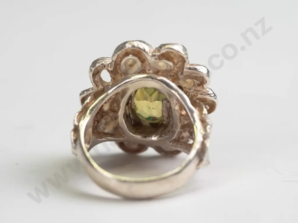 silver ring with green stone stamped stg size N.5 Image 1++
